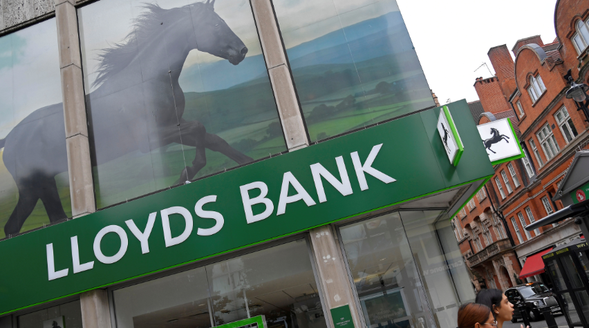 Reasons To Avoid And To Buy Cheap Lloyds Stocks Today
