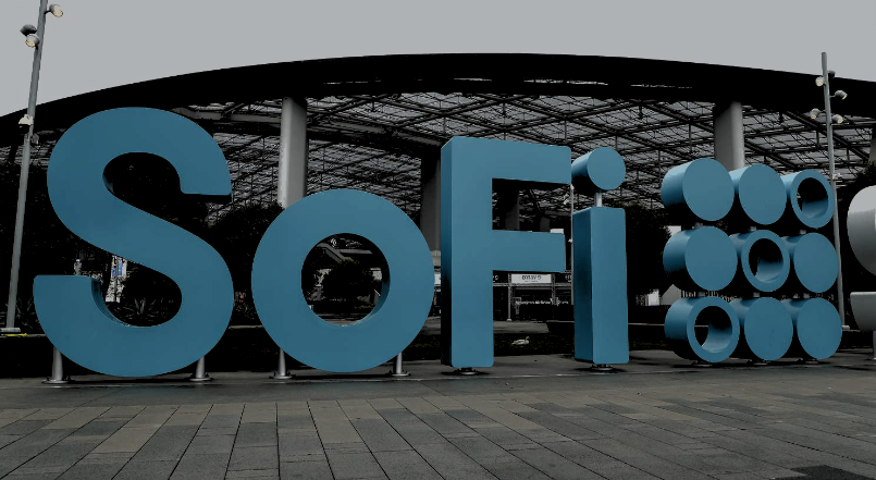 SoFi Stock Faces Early 2024 Challenges but Holds Promise for Growth